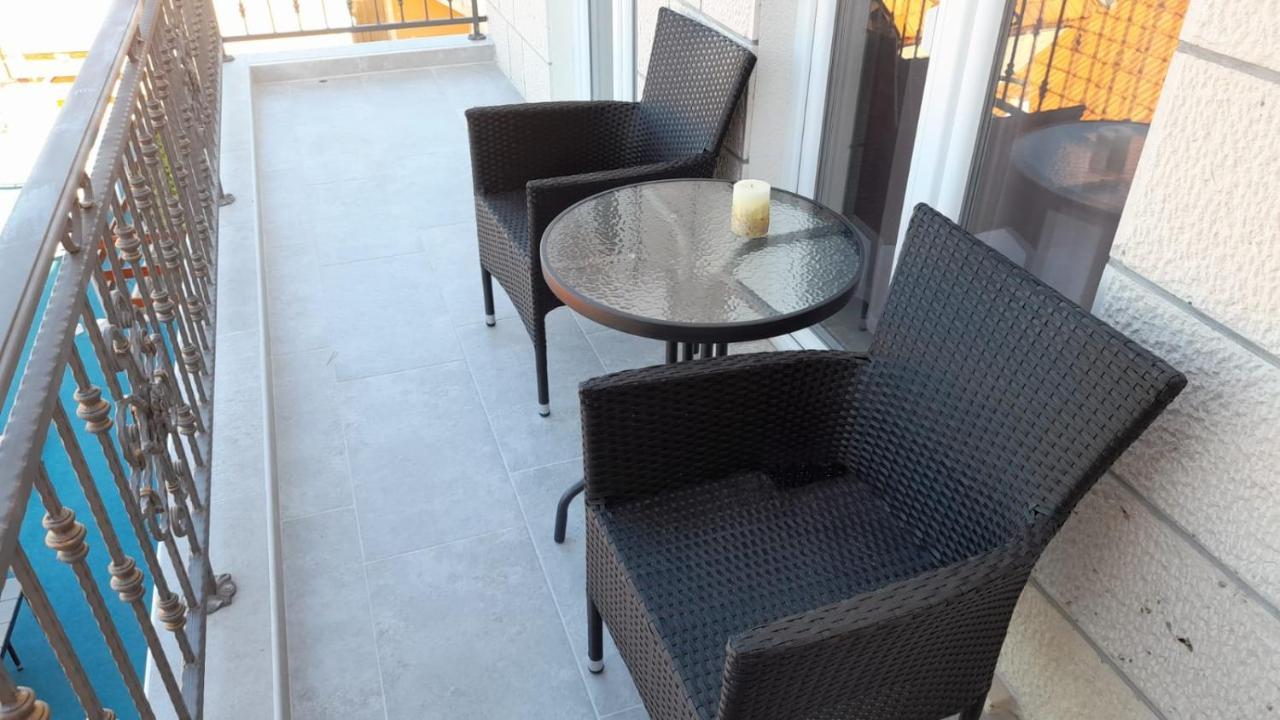 Apartments Lumbarda Luaran gambar