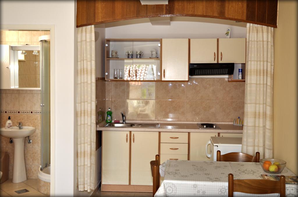 Apartments Lumbarda Luaran gambar